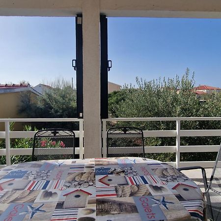 Appartamento Kuca Za Odmor Laura Ražanac Esterno foto