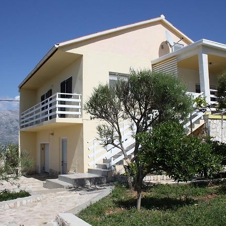 Appartamento Kuca Za Odmor Laura Ražanac Esterno foto