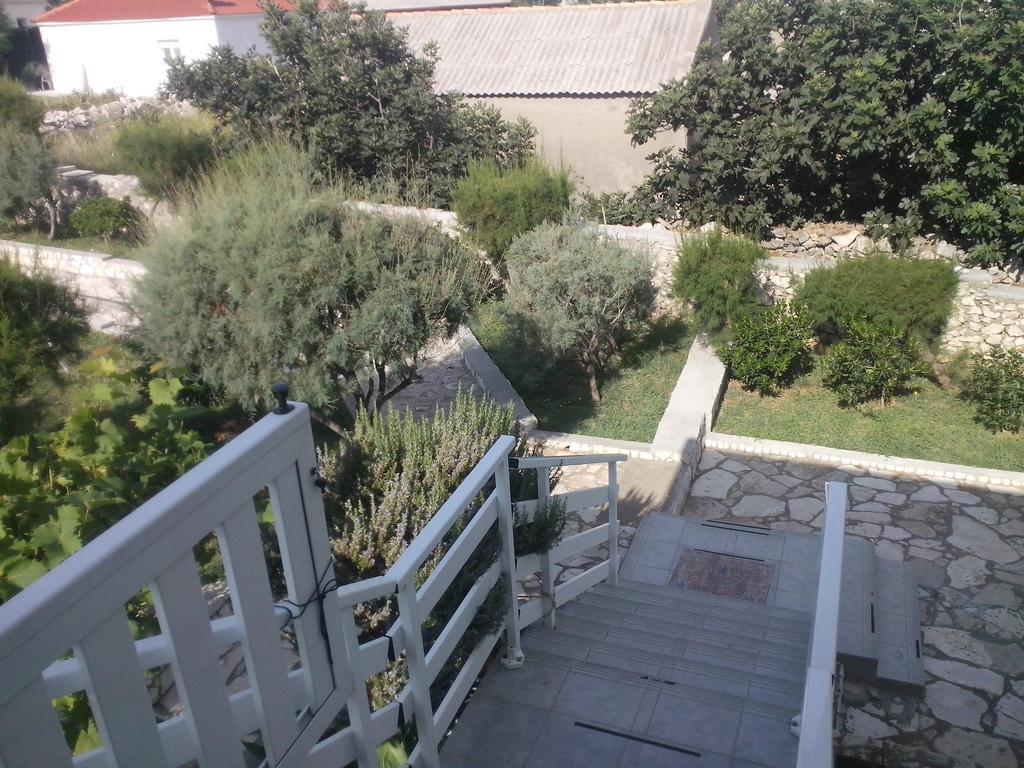Appartamento Kuca Za Odmor Laura Ražanac Camera foto